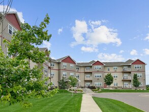 Northern Star Apartments in Big Lake, MN - Foto de edificio - Building Photo