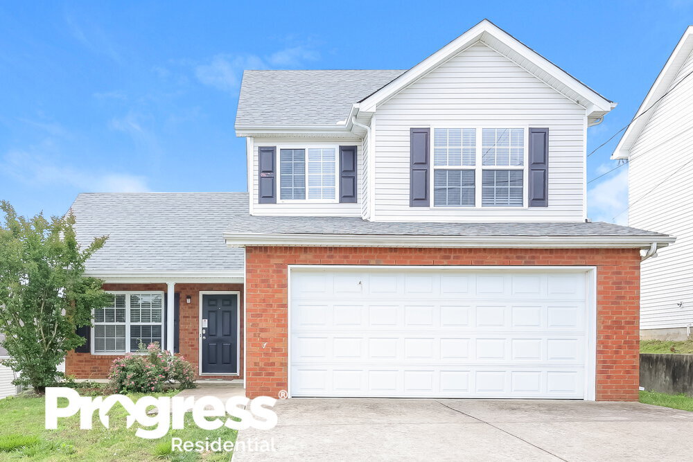 1319 Tonya Dr in La Vergne, TN - Building Photo