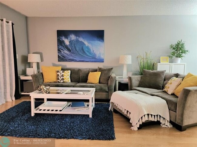 property at 285 SE 10th St
