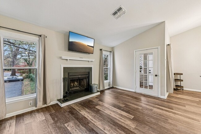 property at 430 Queens Rd