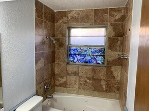 1300 E Madison St in Oklahoma City, OK - Building Photo - Building Photo