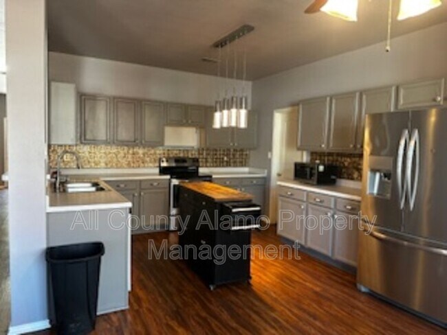 312 Silver Wing in Cibolo, TX - Building Photo - Building Photo