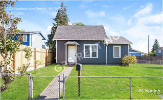 2127 Harrison Ave in Everett, WA - Building Photo