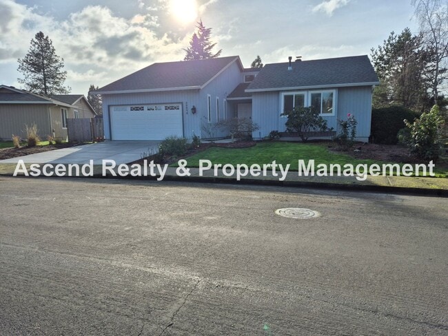 20540 SW Westside St in Beaverton, OR - Building Photo - Building Photo