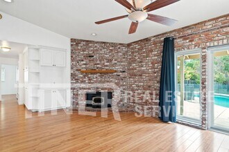 3065 Cerro Cir in Rocklin, CA - Building Photo - Building Photo