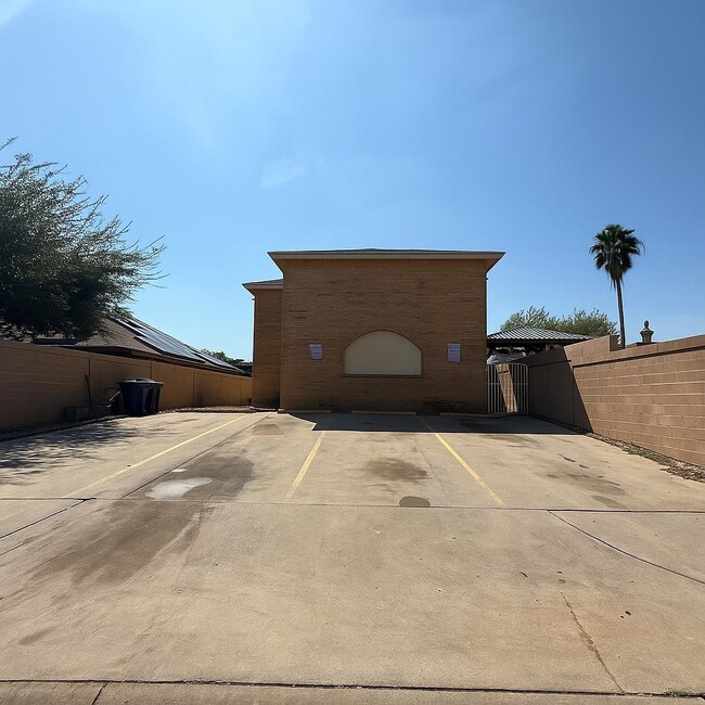 311 Soria Dr in Laredo, TX - Building Photo - Building Photo
