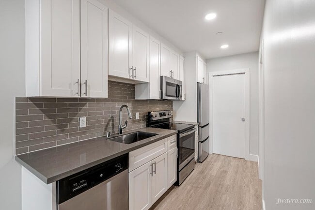 1801 Beach St in San Francisco, CA - Building Photo - Building Photo