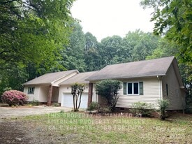 152 Purple Finch Ln in Mooresville, NC - Building Photo
