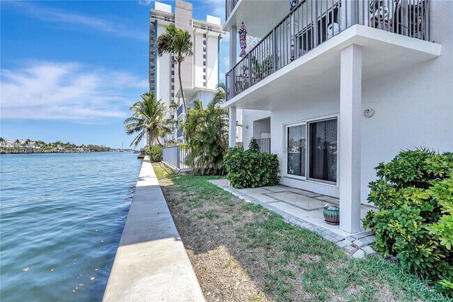 property at 2200 S Ocean Dr