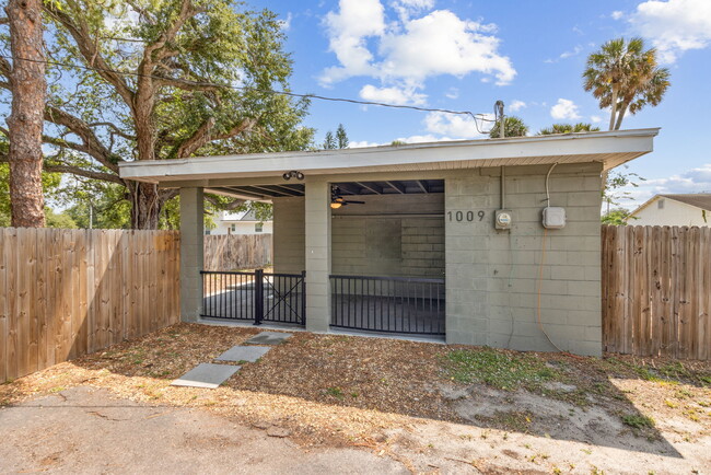 property at 1009 Main St