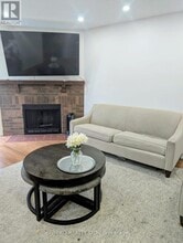 3455-3455 Caplan Crescent in Burlington, ON - Building Photo - Building Photo