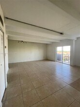 8950 NE 8th Ave in Miami, FL - Building Photo - Building Photo