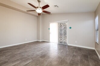 12702 W Aster Dr in El Mirage, AZ - Building Photo - Building Photo