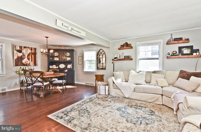 property at 132 Roxboro Rd