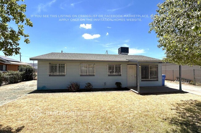 property at 1635 E Violet Dr