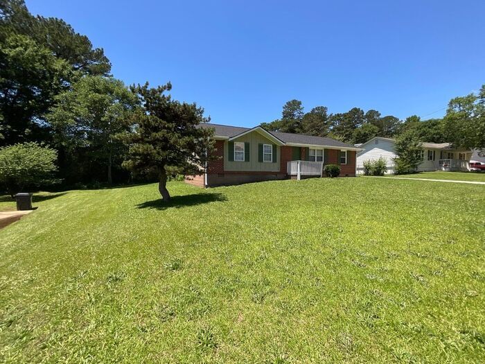 8919 Yarmouth Dr in Jonesboro, GA - Building Photo