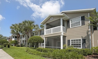Lake Crossing Apartments in Gainesville, FL - Building Photo