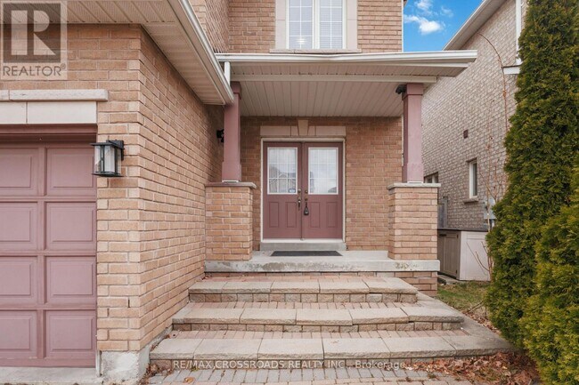 14 Ann Louise Crescent in Markham, ON - Building Photo - Building Photo