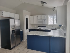 3495 W 8070 S in West Jordan, UT - Building Photo - Building Photo