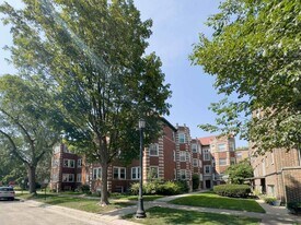325 Kedzie St, Unit 6H in Evanston, IL - Building Photo