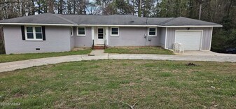 912 Dogwood Cir in Macon, GA - Building Photo