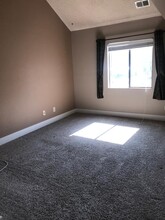 3600 S Pierce St in Lakewood, CO - Foto de edificio - Building Photo