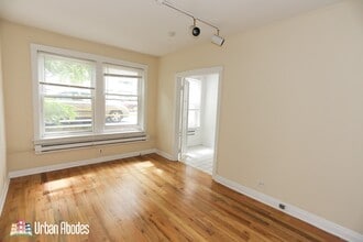 523 W Melrose St, Unit A02C in Chicago, IL - Foto de edificio - Building Photo