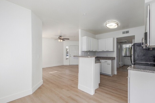 property at 1295 N Ash St