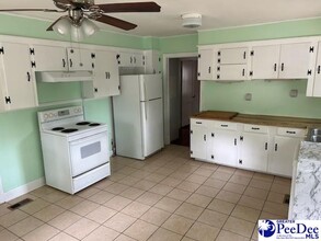 926 Sherwood Dr in Florence, SC - Building Photo - Building Photo