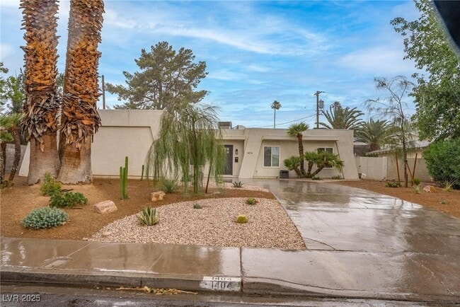 property at 1404 Campbell Dr