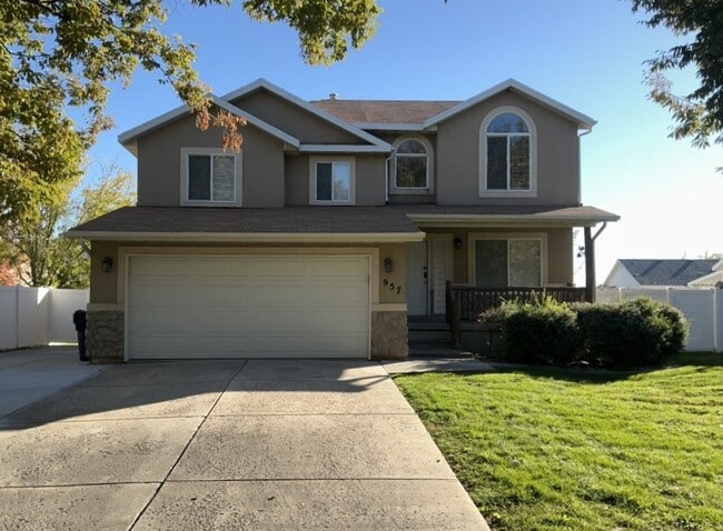 property at 957 W 1200 S