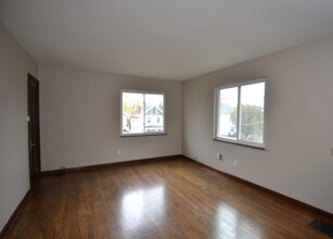 3938 Hazel Ave, Unit 4 in Cincinnati, OH - Building Photo - Building Photo