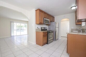 436 Bard St in Moorpark, CA - Building Photo - Building Photo
