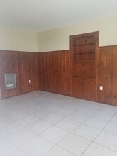 631 Ave H Ave NW, Unit 2 in Winter Haven, FL - Foto de edificio - Building Photo