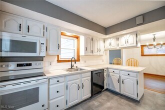 6310 Hampstead Ave in Parma, OH - Building Photo - Building Photo