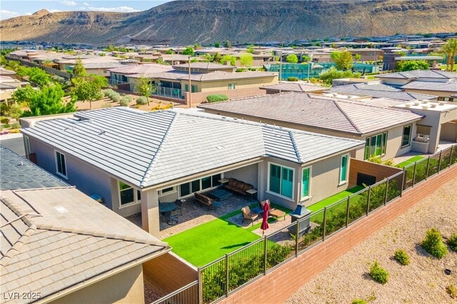 property at 10106 Amethyst Hills Ave