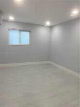 1740 NW 87th Ave in Pembroke Pines, FL - Building Photo - Building Photo