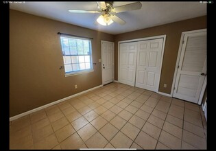 1157 Ocala Rd in Tallahassee, FL - Foto de edificio - Building Photo