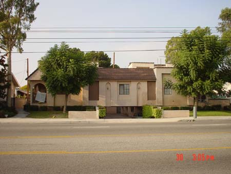 211-215 W Mission Rd in Alhambra, CA - Foto de edificio - Building Photo