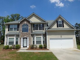 7250 Cavender Dr SW in Atlanta, GA - Building Photo