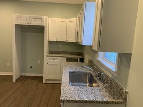 412 Mistletoe St, Unit 412 in Petersburg, VA - Building Photo - Building Photo