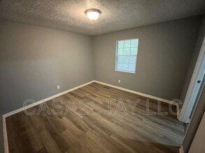 371 Redmar Blvd in Radcliff, KY - Building Photo - Building Photo