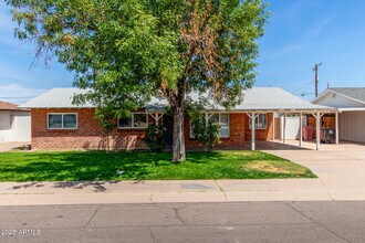 2217 N 74th St in Scottsdale, AZ - Building Photo - Building Photo