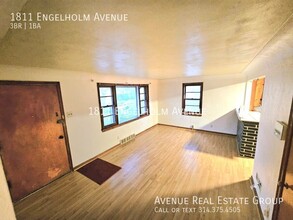 1811 Engelholm Ave in St. Louis, MO - Building Photo - Building Photo