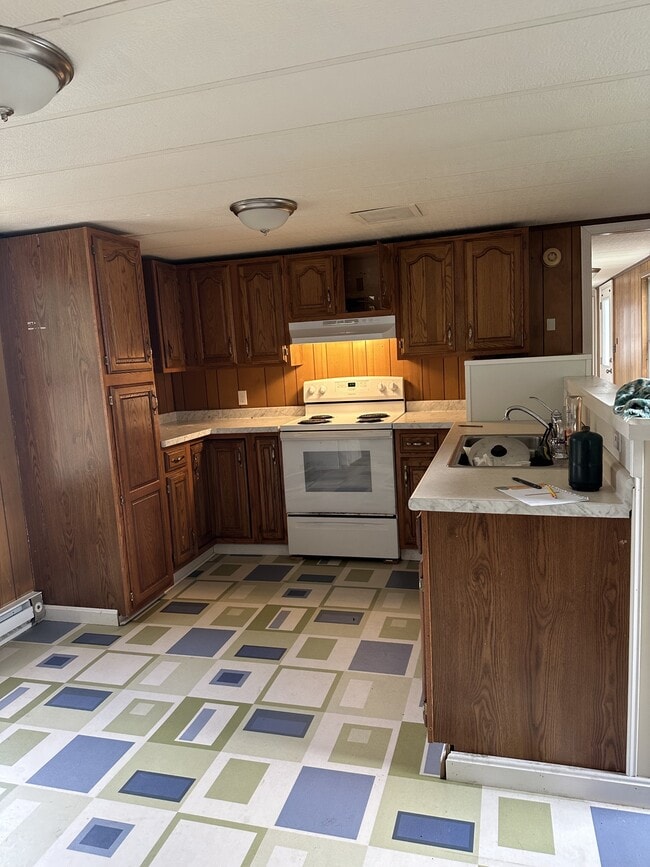 property at 16 Iron Mine Hill MHP