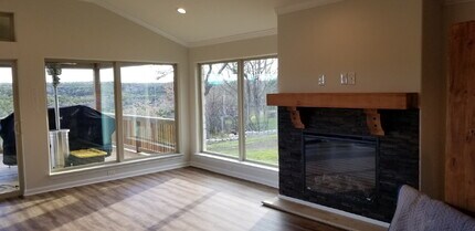 12987 Farm to Market Rd 2769 in Austin, TX - Building Photo - Building Photo