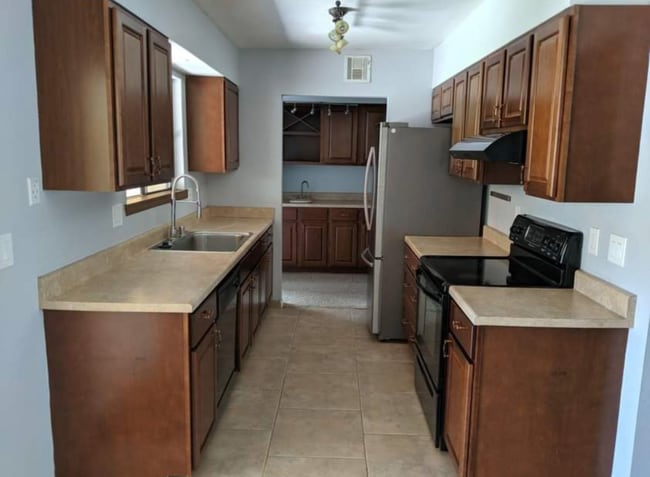 1638 Mountain View Ave in Las Cruces, NM - Building Photo - Building Photo