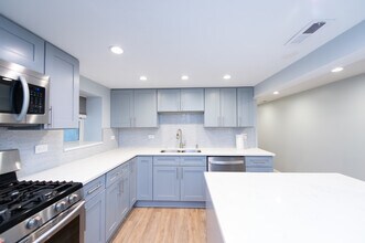 4807 N Paulina St, Unit G in Chicago, IL - Foto de edificio - Building Photo