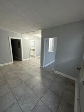 1923-1925 Ella St in Jacksonville, FL - Building Photo - Building Photo