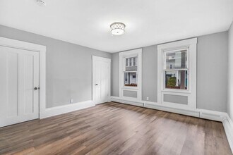 118 Maxfield St in New Bedford, MA - Foto de edificio - Building Photo